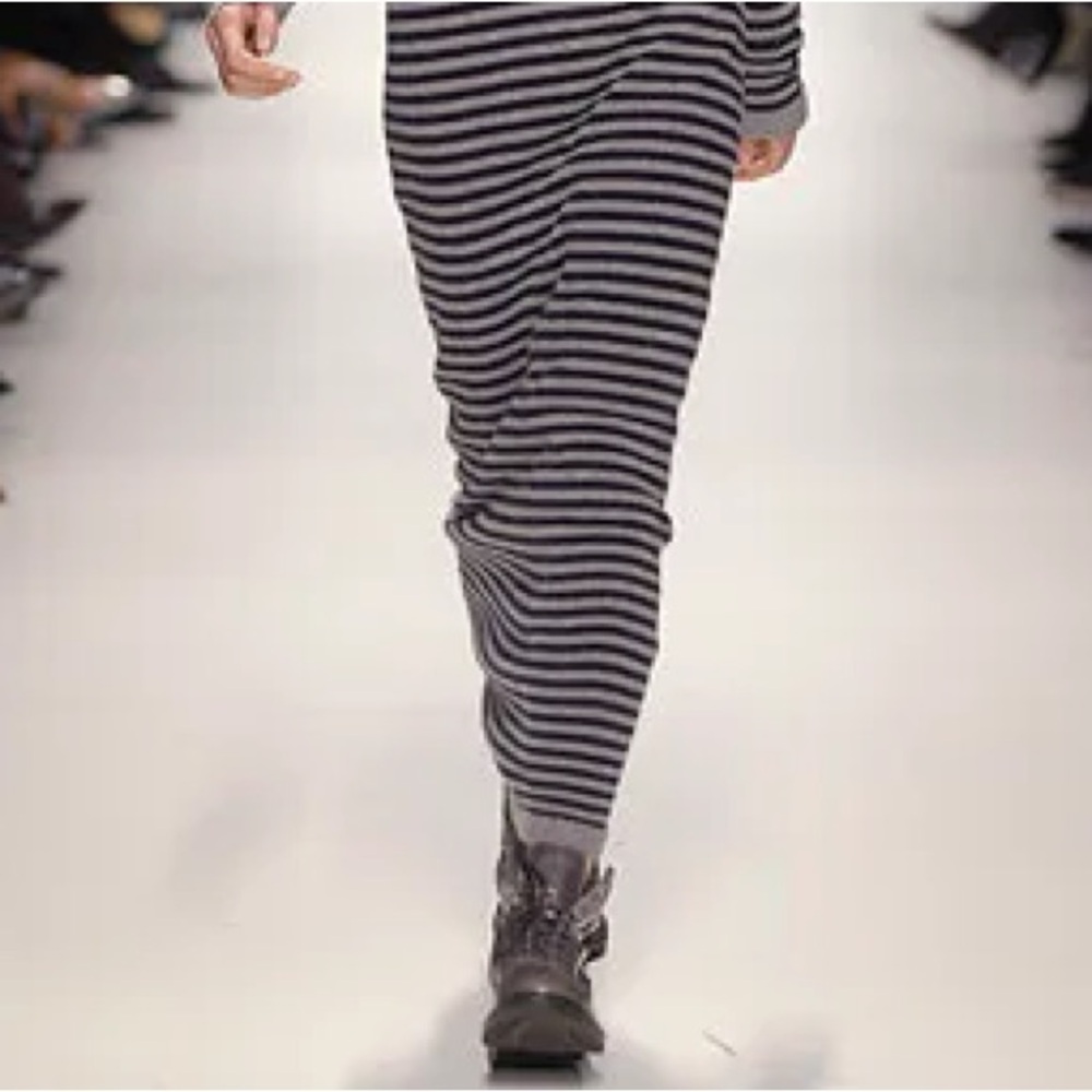 MaxMara Gray Ankle Boots - Picture 8 of 11